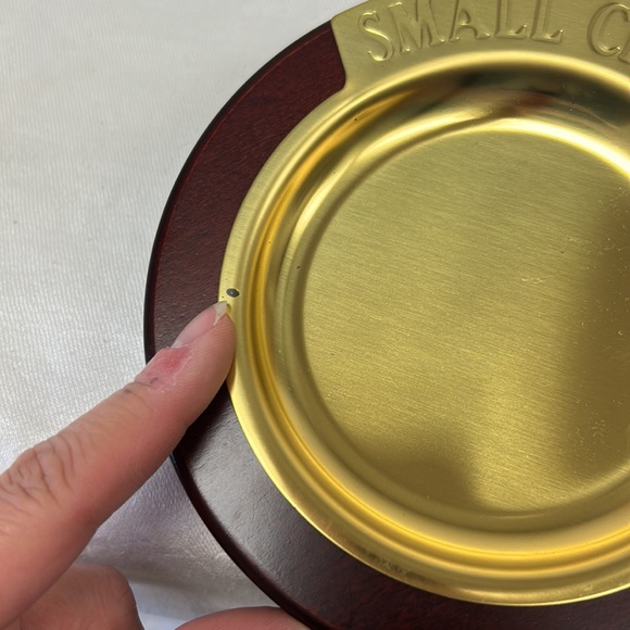 Vintage brass and wood small change holder - Picture 7 of 7